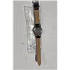 Image 2 : VINTAGE BUREN 17J MAN WIND WATCH  RUNS