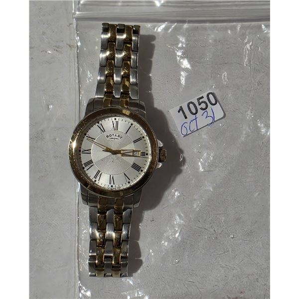 VINTAGE ROTARY QTZ DAY/DATE @ 3 NEW BATT,  RUNS 36MM LRGE BAND SIZE
