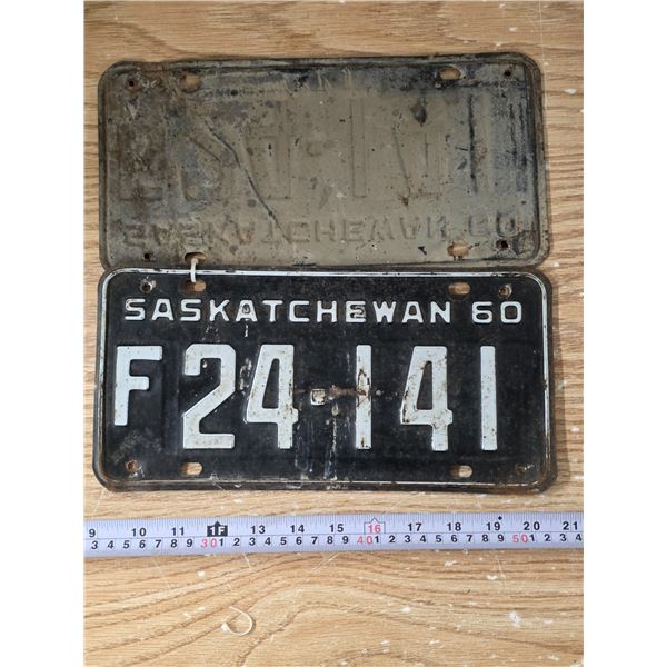 Pair of Sask 1960 Farm Licence Plates
