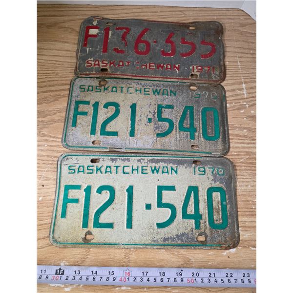 (3) Sask Farm License Plates – 1970 (Pair), 1971