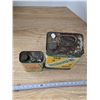 Image 2 : (2) Vintage Oil Tins