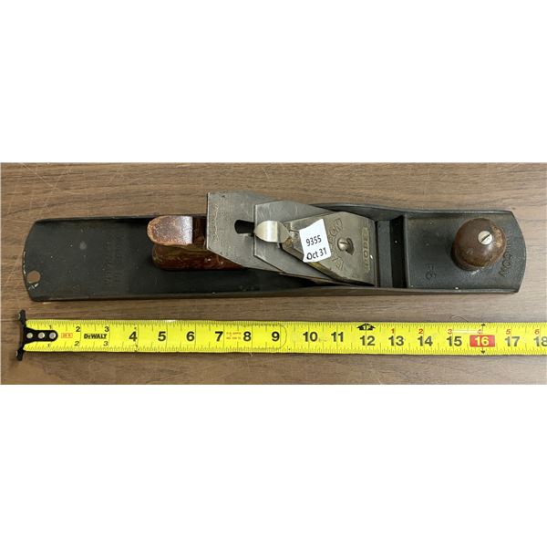 Vintage Falcon Pope No. F6 Fore / Jointer Hand Plane, manufactured in Australia during the post-war 
