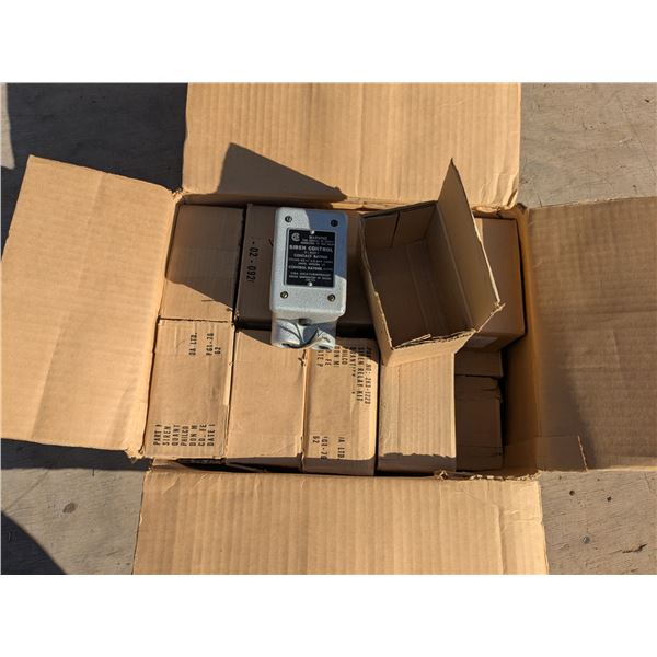 Box of siren relay control assemblies