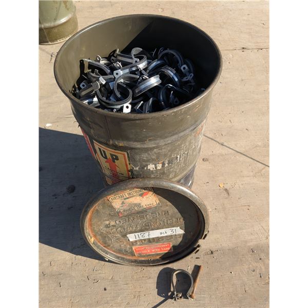 Military barrel of 2” vibration dampening “C” clamps