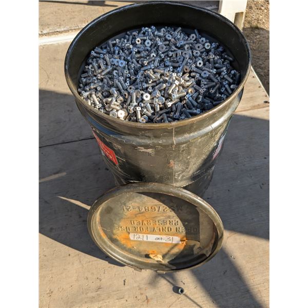 Barrel of ¼” X ¾” plated bolts