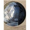 Image 1 : Barrel of 20,000 ¼” nuts