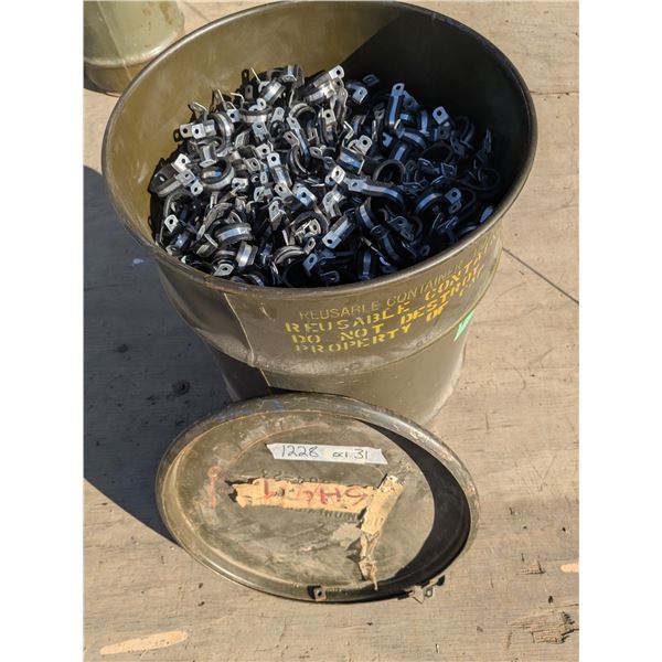 Military barrel of 1 ½” vibration dampening “C” clamps