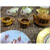 Image 5 : Assorted porcelain/chinaware dishes and decor