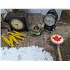 Image 3 : Assorted decor lot