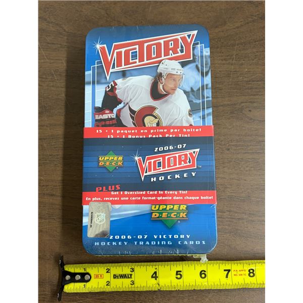 2006-07 UD Victory Hockey Card Tin (Sealed) w/ 16 Packs
