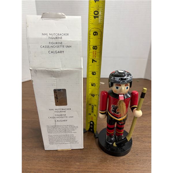 NHL Calgary Flames Nutcracker Figurine