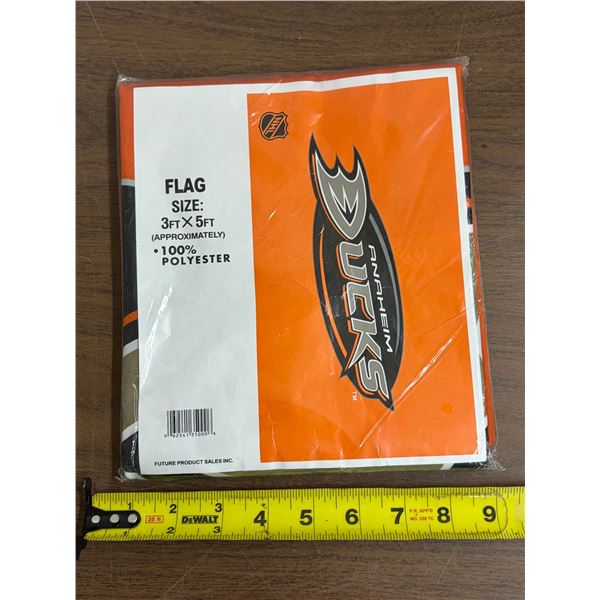 NHL Anaheim Ducks Banner/Flag, 3’ x 5’ in Original Pkg
