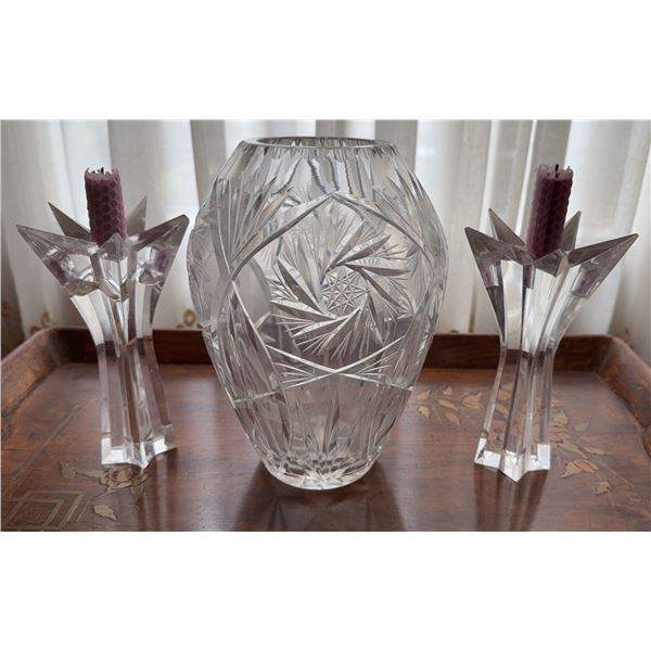 Crystal Cut Glass Vase With Pair Of Star-Shaped Crystal Candle Holders