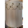 Image 3 : Decorative Table Lamp with Brass Base and Ornate White and Gold Floral Ceramic Body