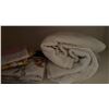 Image 6 : Linens and Bedding Including Sheets, Blankets, Quilts, and Pillowcases