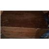 Image 2 : 1940s Wooden Storage Chest with Hinged Lid and Side Handles in Good Condition