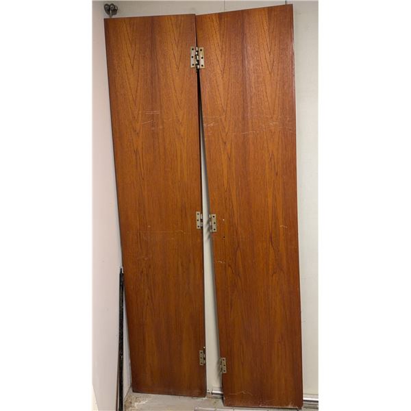 Wood Veneer Folding Closet Doors with Hinges and Tracks