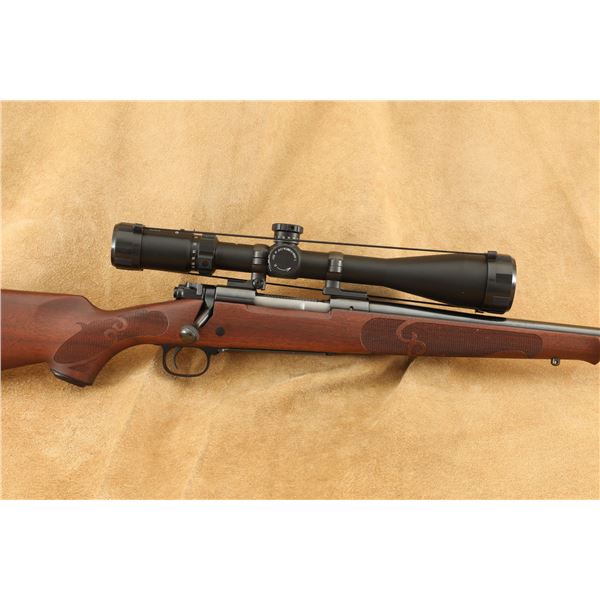 Winchester Model 70 Featherweight .264 Win. Mag. 24" Bolt Action Rifle & Scope, MFD 2015