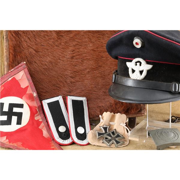 German Militaria: Tornister, Epaulets, Banner, Buckle, Iron Crosses, And Cap
