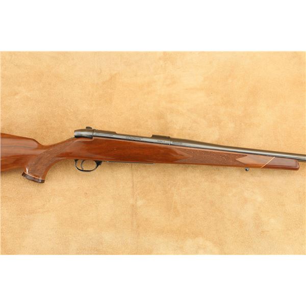 Japanese Weatherby Mark V Deluxe .300 Weatherby Magnum 26" LH Bolt Action Rifle, MFD 1984