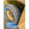 Image 15 : 1994 HYSTER H100XL2 10000LB CAPACITY FORKLIFT