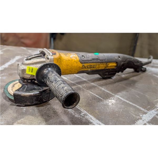 DEWALT CORDED ANGLE GRINDER