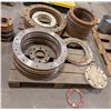 Image 1 : PALLET OF ASSORTED PIPE FLANGES W/ FLANGE GASKETS