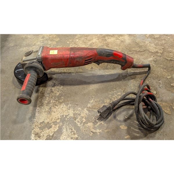 MILWAUKEE CORDED ANGLE GRINDER