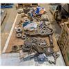 Image 1 : PALLET OF ASSORTED CHAINS, BEARINGS, SPROKETS &