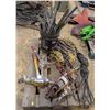 Image 1 : PALLET OF COME-ALONGS, ROPES & MORE