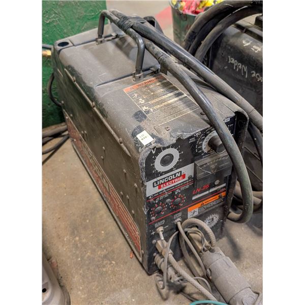 LINCOLN LN-25 PORTABLE WIRE FEEDER