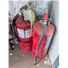 Image 1 : LOT OF 2 ABC FIRE EXTINGUSHERS (UNCERTIFIED)