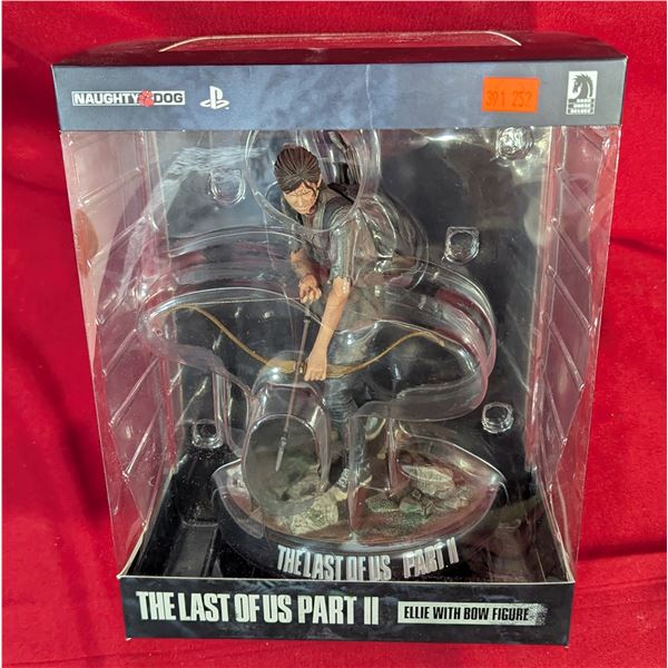 The Last of Us Part II Ellie w/ Bow 8" Dark Horse Figure - Sealed