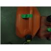 Image 3 : UNCLAIMED STORAGE:  2 GAS CANS