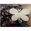Image 1 : UNCLAIMED STORAGE:  2 CU FT RUBBERMAID TOTE & LID C/W ASSORTED SEWING MATERIAL