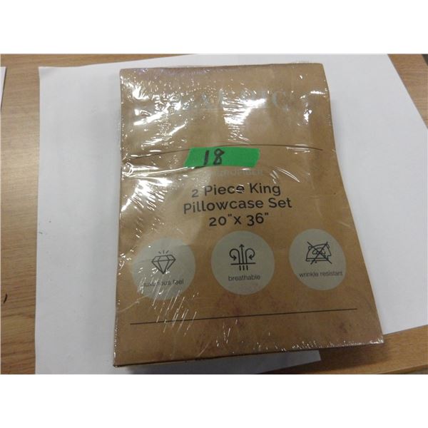 STORE RETURN (AS IS):  3 PAIR OF KING SIZE PILLOWCASES (GREY)