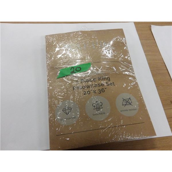 STORE RETURN (AS IS):  3 PAIR OF KING SIZE PILLOWCASES (GREY)