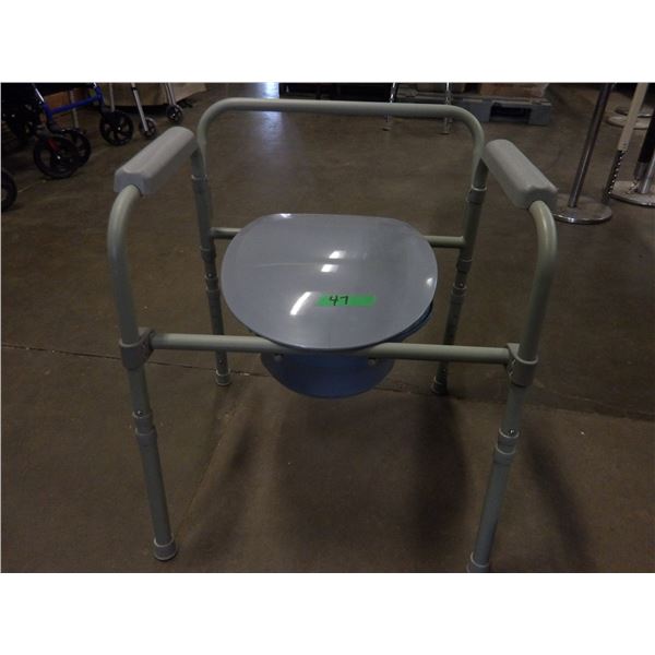 PORTABLE PORTA POTTY