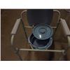 Image 2 : PORTABLE PORTA POTTY