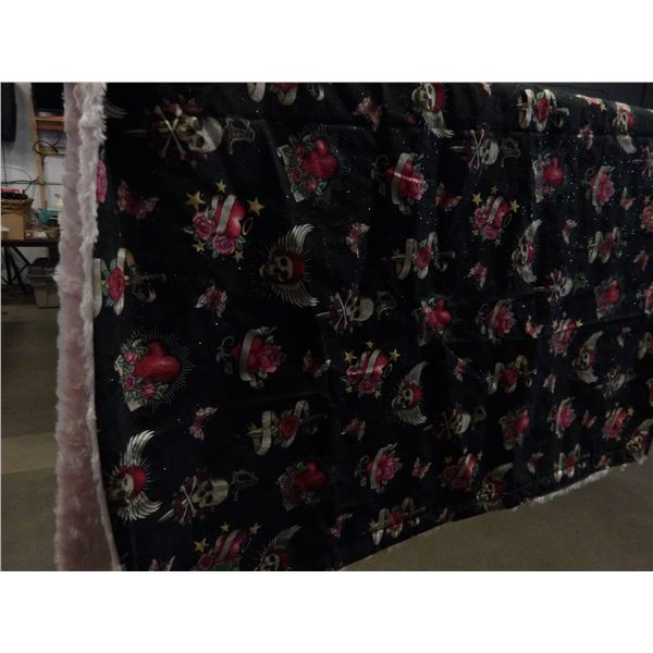 UNCLAIMED STORAGE:  40" X 40" QUILT
