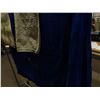 Image 7 : UNCLAIMED STORAGE:  BLUE QUILT, 2 MATS