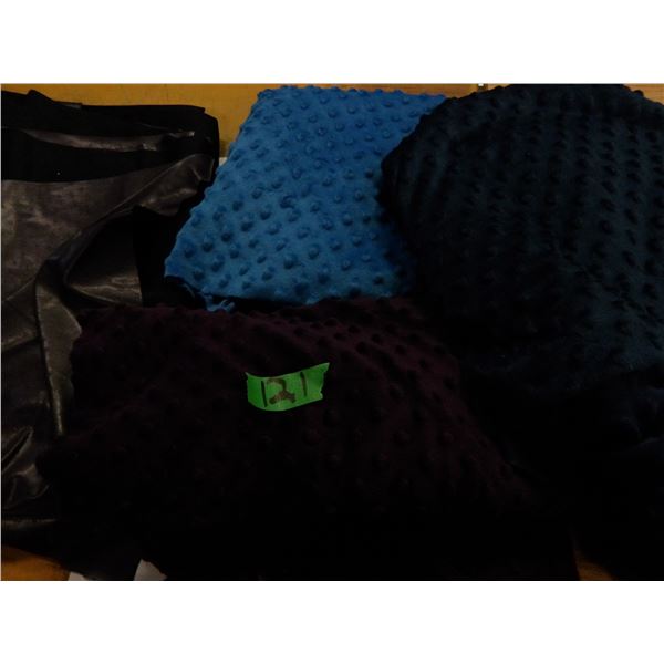 UNCLAIMED STORAGE:  FLAT C/W BLUE & BLACK FABRIC
