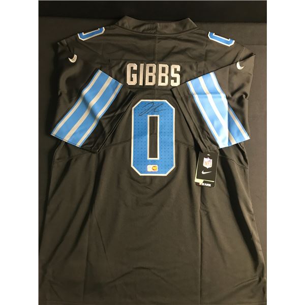 JAHMYR GIBBS SIGNED DETROIT LIONS CUSTOM JERSEY - ELITE COA
