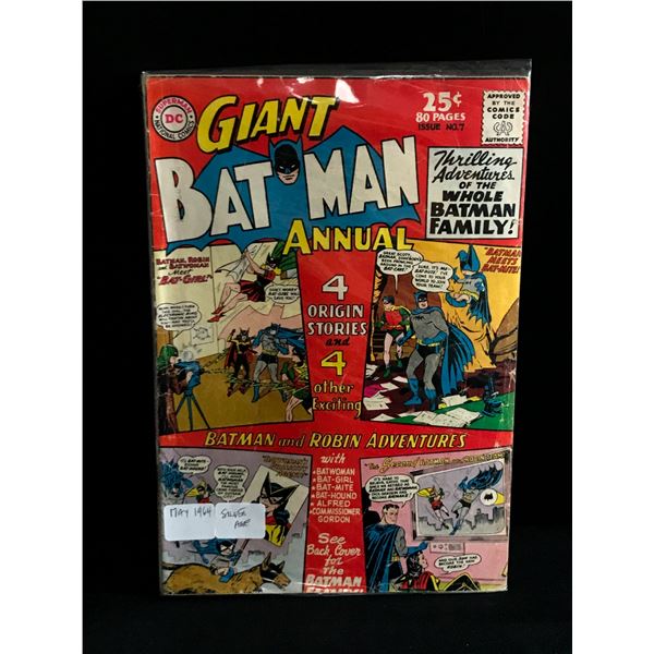 GIANT BATMAN ANNUAL #7 - DC COMICS