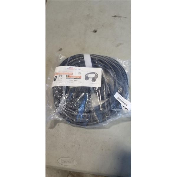 30 FT INDOOR/OUTDOOR 3-WIRE GROUNDED RV EXTENSION CORD.  10AWG/3C, 30 AMP, 125V/3750W