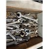Image 2 : TRAY OF ASSORTED WRENCHES