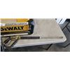 Image 2 : DEWALT 2100 PSI COMPACT PORTABLE PRESURE WASHER