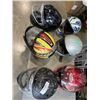 Image 1 : 6 MOTORCYCLE HELMETS