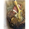 Image 3 : VINTAGE SPORTING GOODS, BASEBALL GLOVES, RACKET ETC