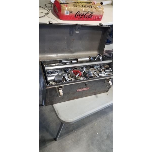 CRAFTSMAN TOOLBOX WITH ASSORTED SOCKETS & HANDTOOLS
